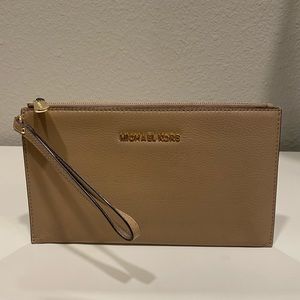 Tan Michael Kors Wristlet